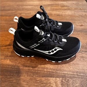 Saucony Excursion TR 17, Black and White Sneakers